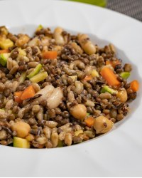 Mix di cereali, legumi e verdure